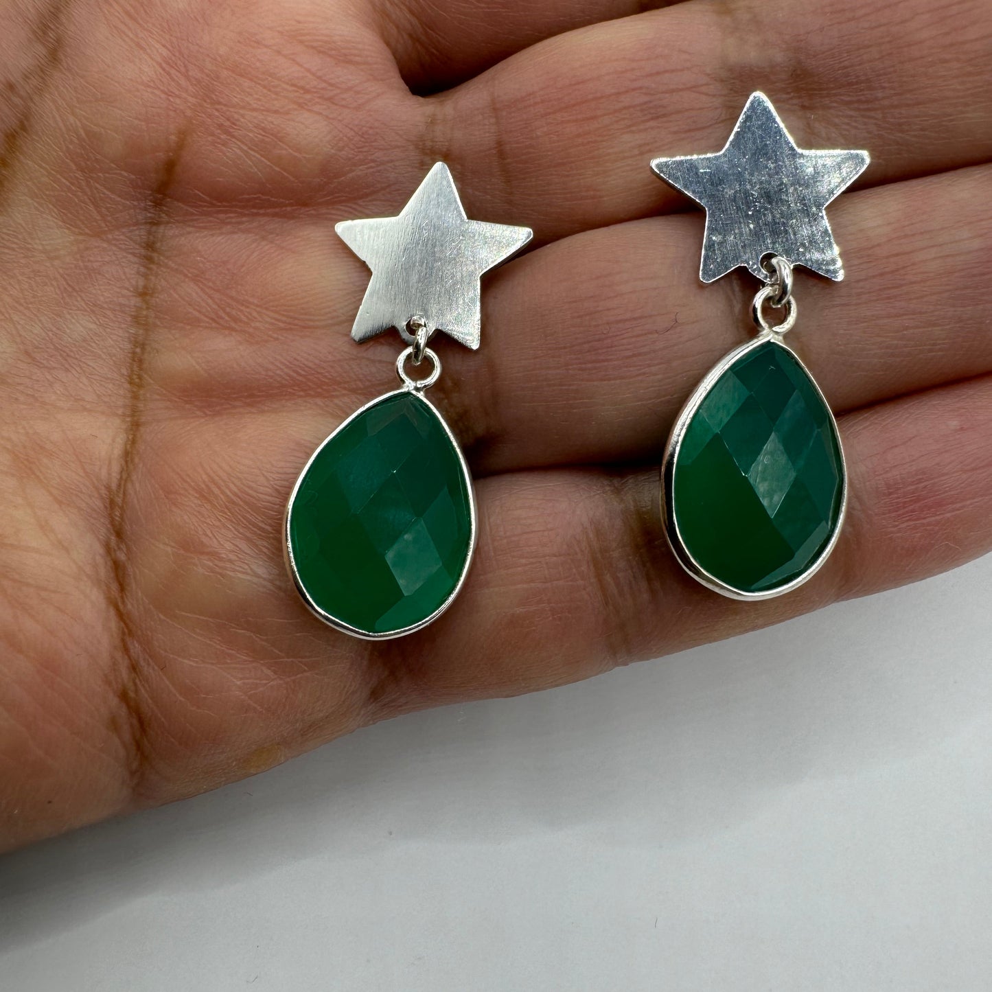 Aros de Estrella de Plata con piedra natural verde Aventurina
