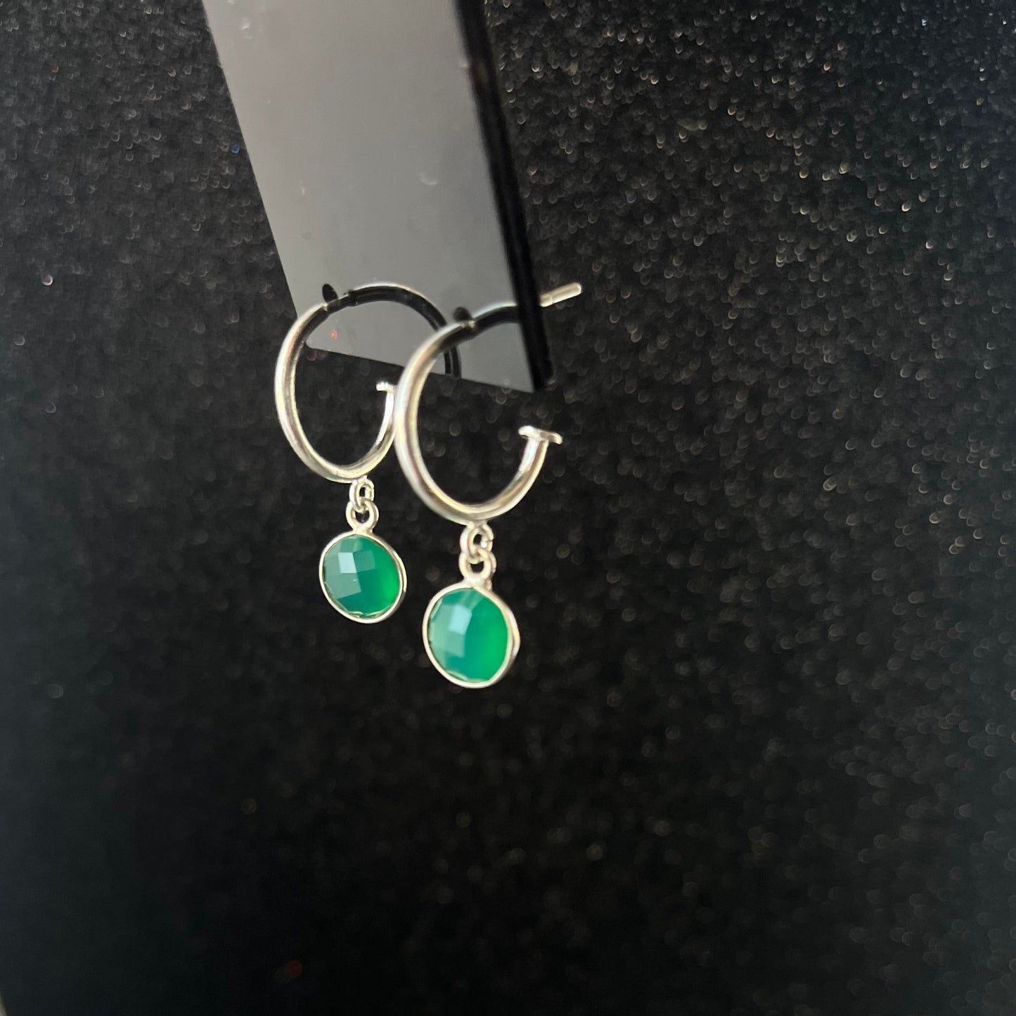 Aros "Fran" Argollas Plata Piedra verde