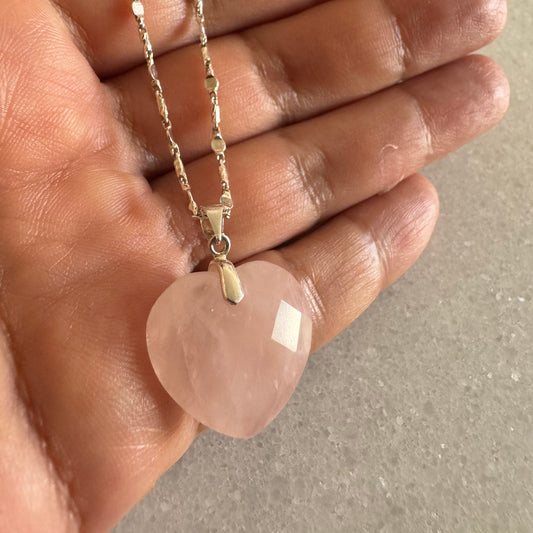 Collar Corazón Cuarzo Rosa Amor