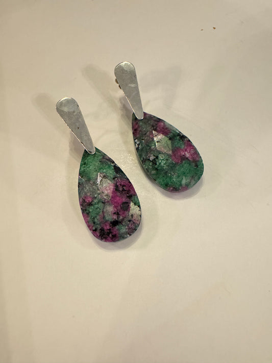 Aros de Plata con piedra Zoicita